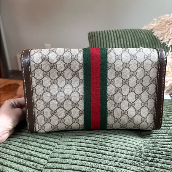 Gucci Beige Monogram Clutch with Red and Green Stripe - Picture 2 of 6